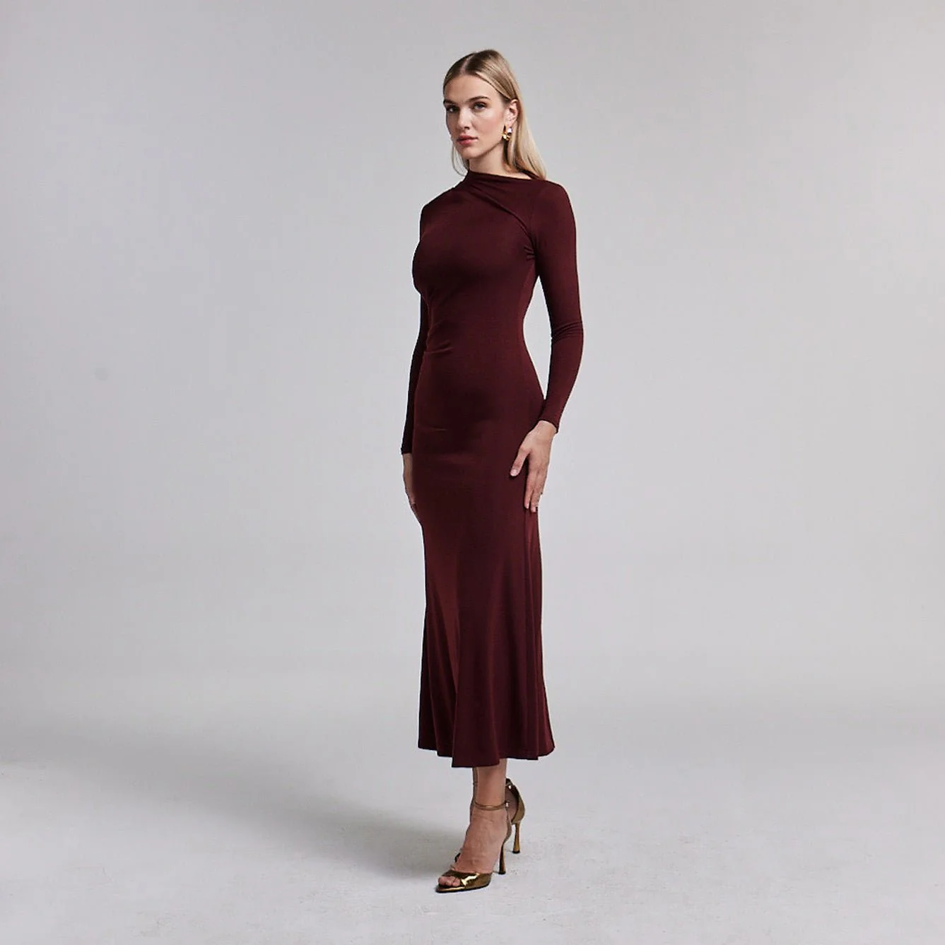 Asymmetric Neck Bodycon Maxi Dress - Image 3