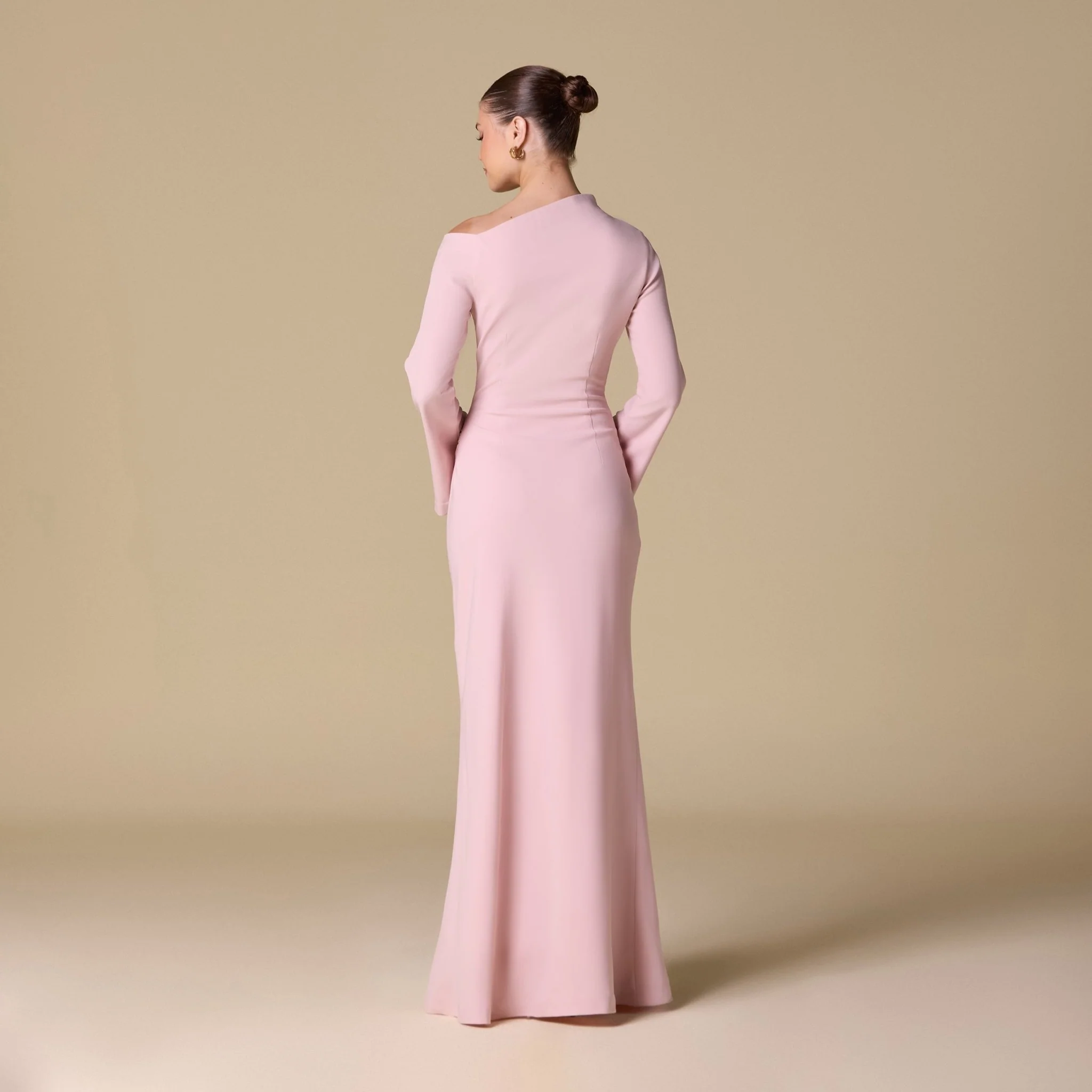 Pink Bare shoulder Crepe maxi dress - Image 4