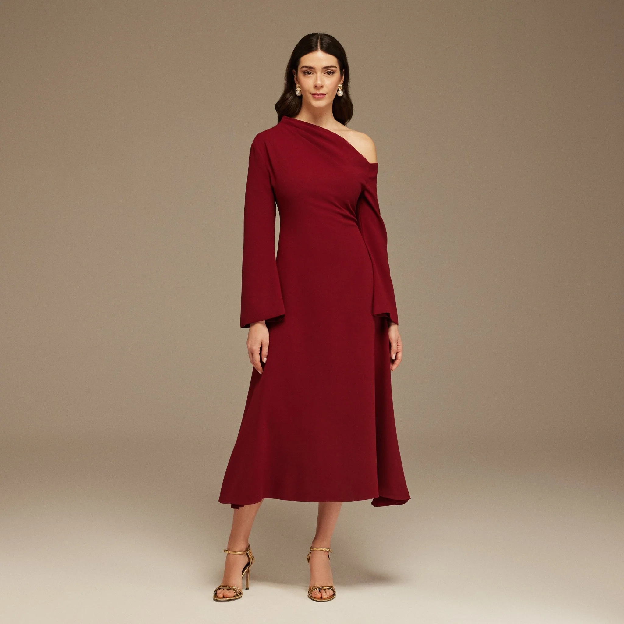 Burgundy Bare shoulder Crepe Midi dress