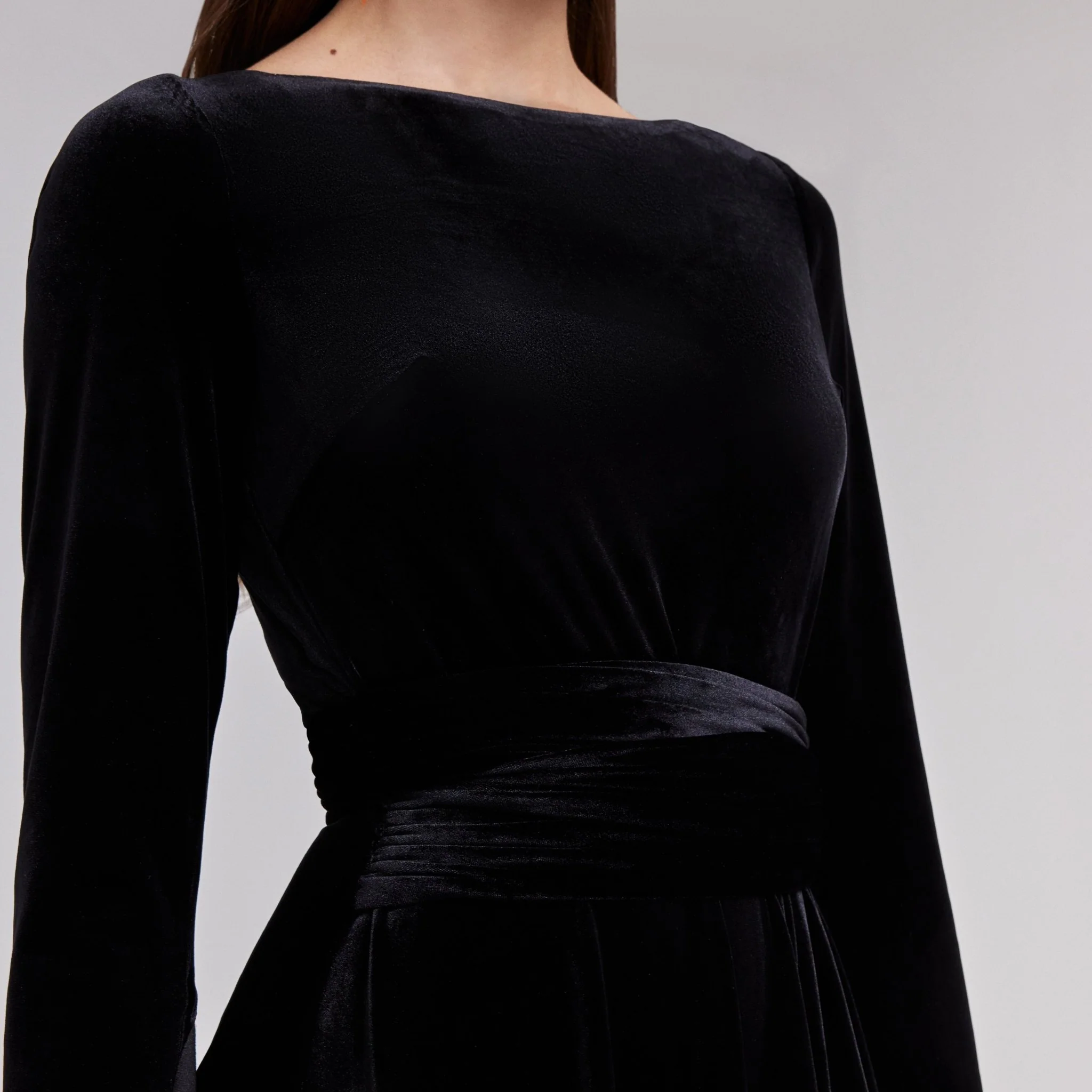 Black Cape Sleeve Twist-Waist Velvet Dress - Image 5