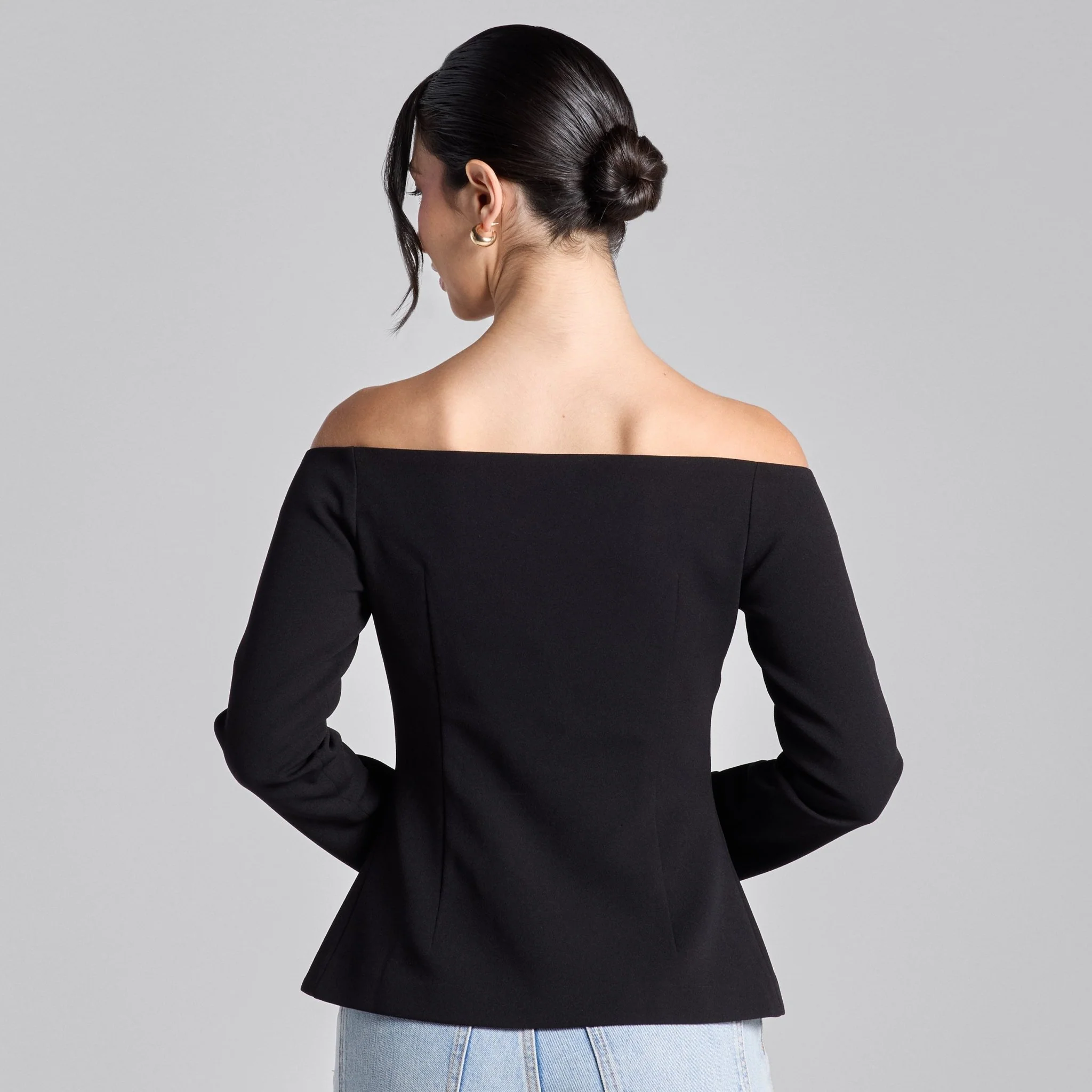 Black Off Shoulder Crepe Blazer - Image 4