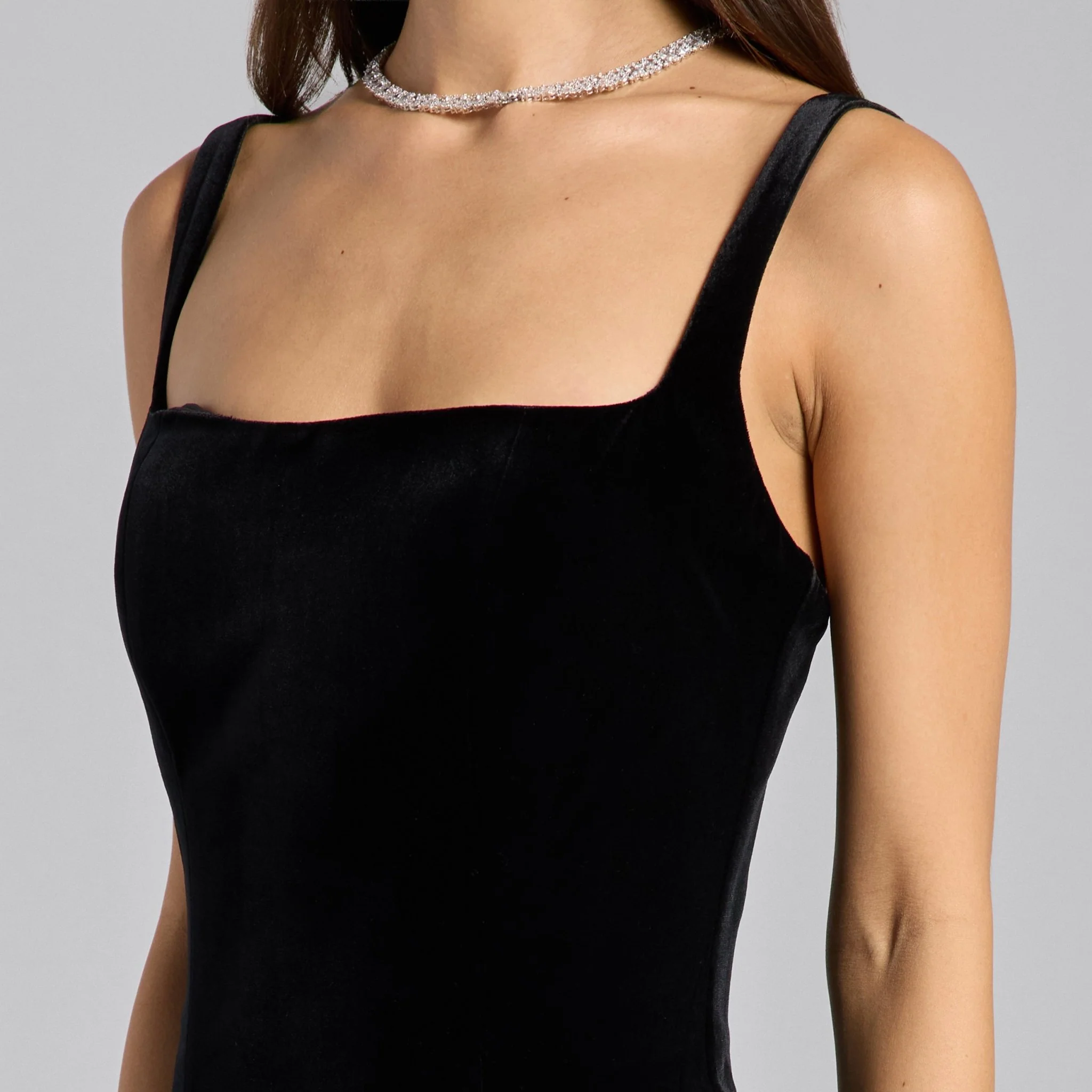 Black Velvet Voluminous Skirt Gown - Image 3