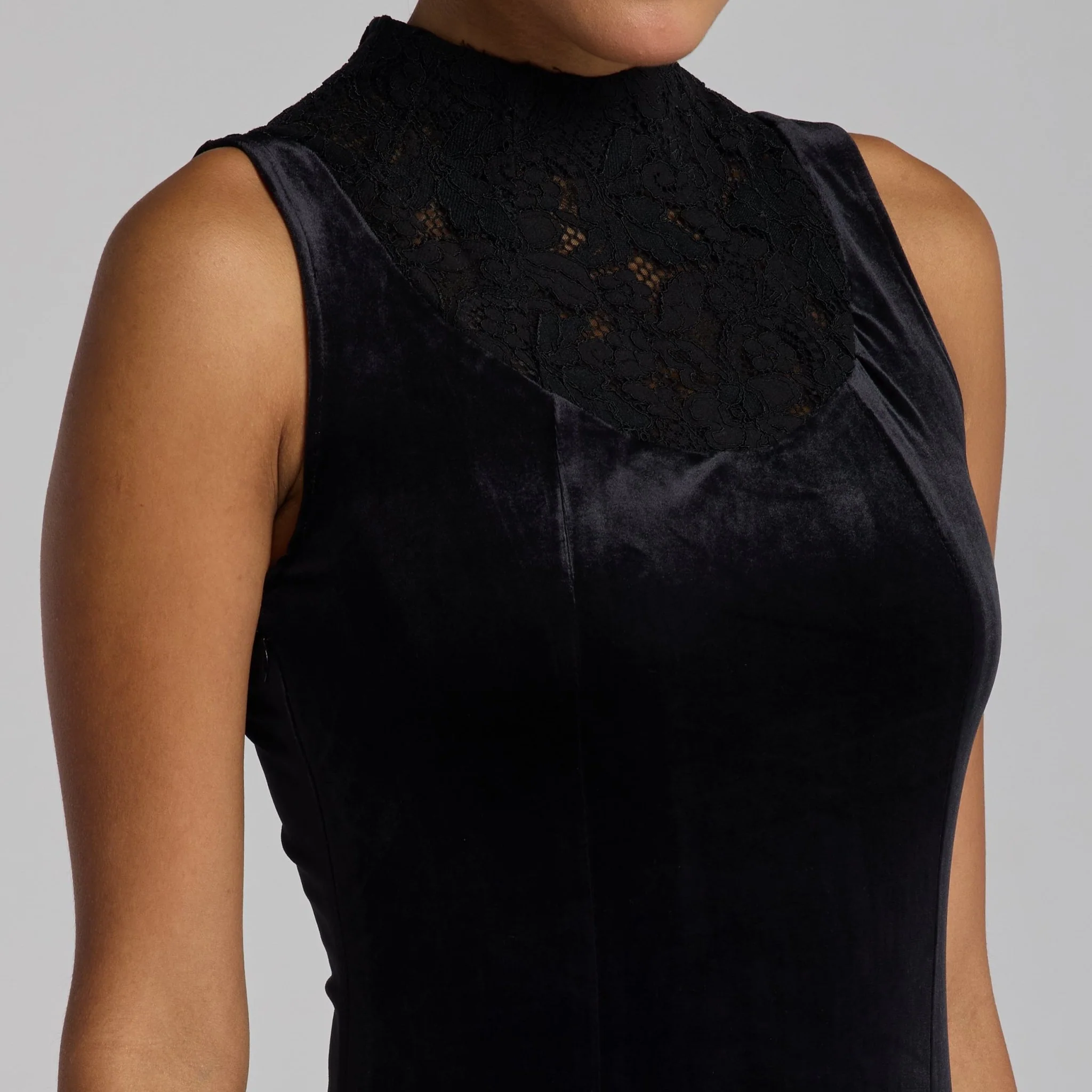 Black Lace Turtleneck Velvet Maxi Dress - Image 3