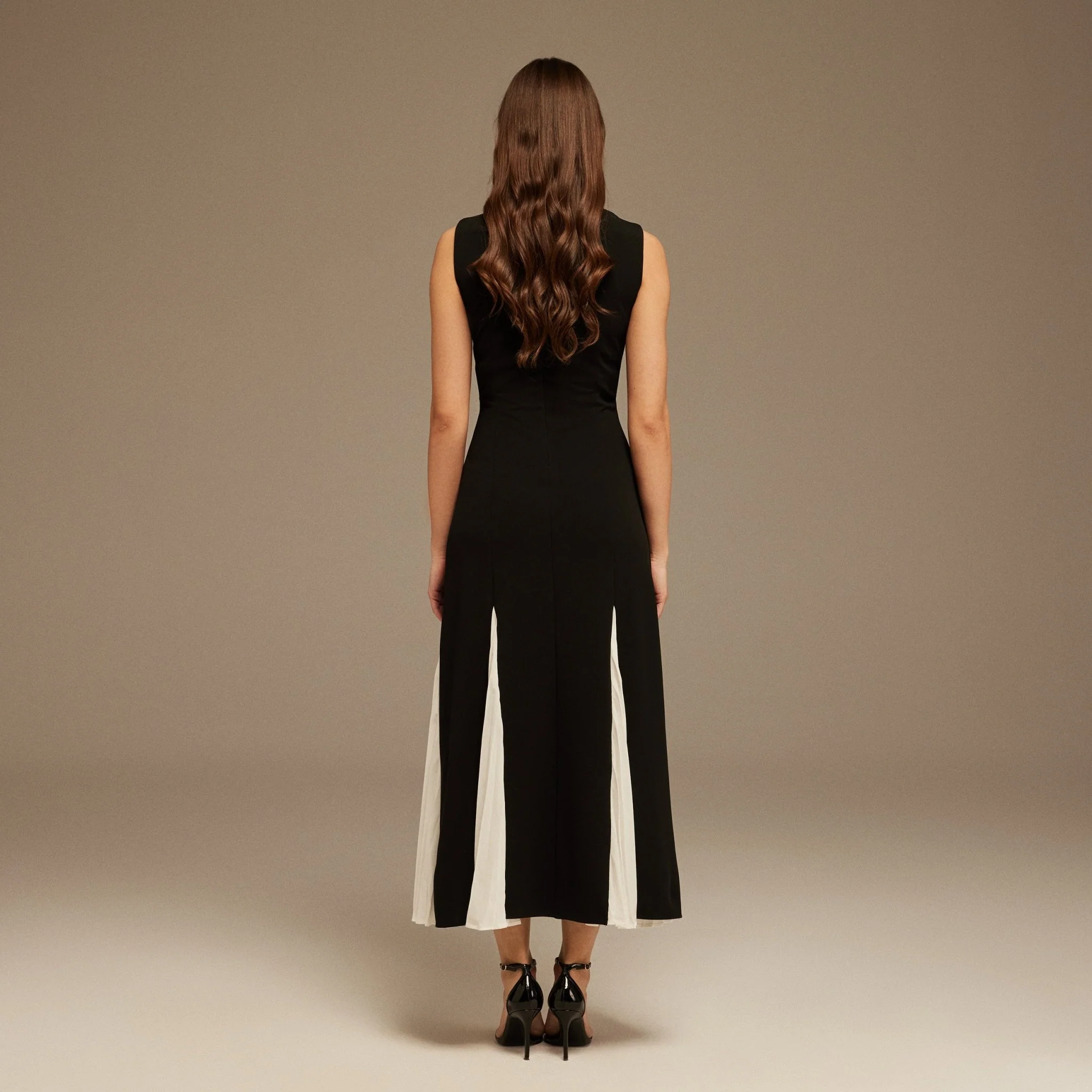 Boat Neckline Long Dress - Image 6
