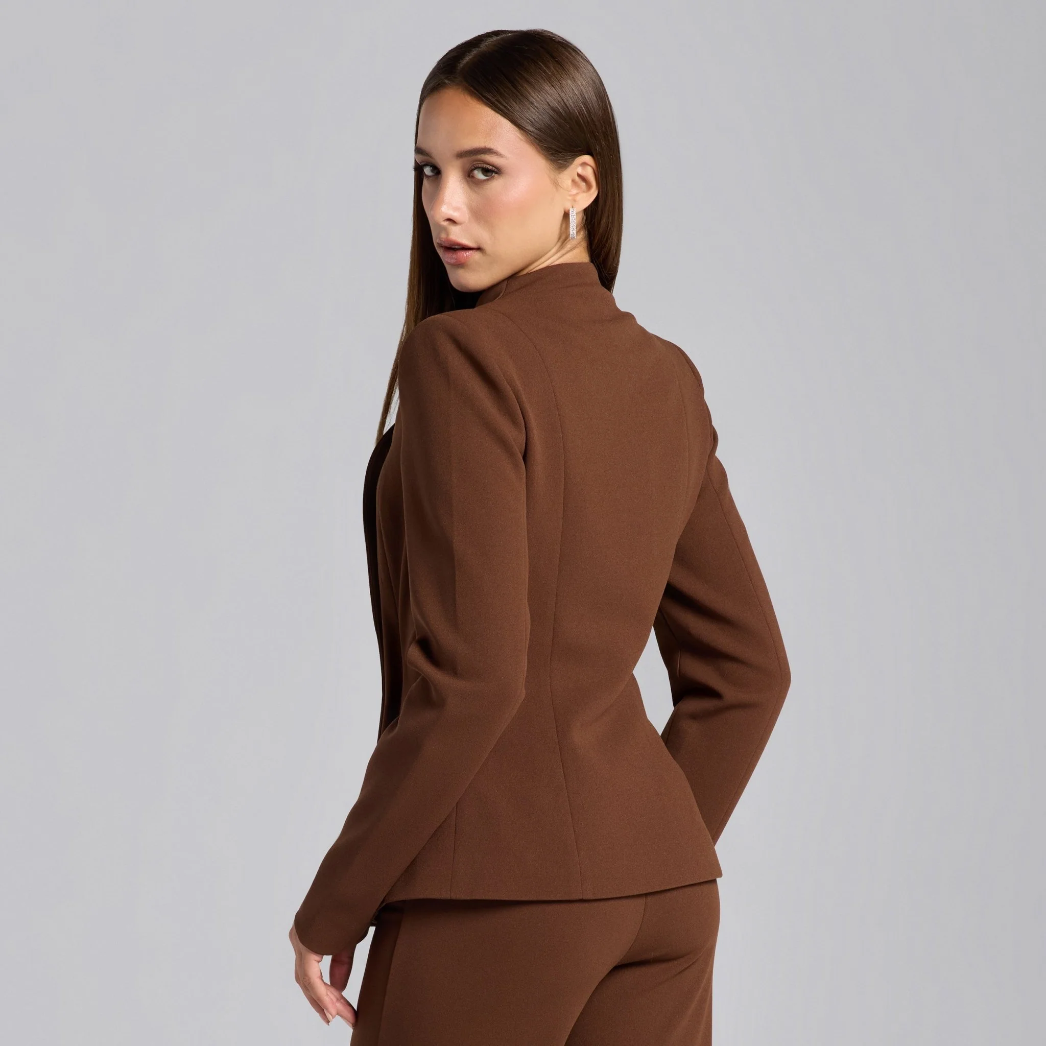 Brown Crepe V-Neck Blazer and High Waist Pants Set - Image 5