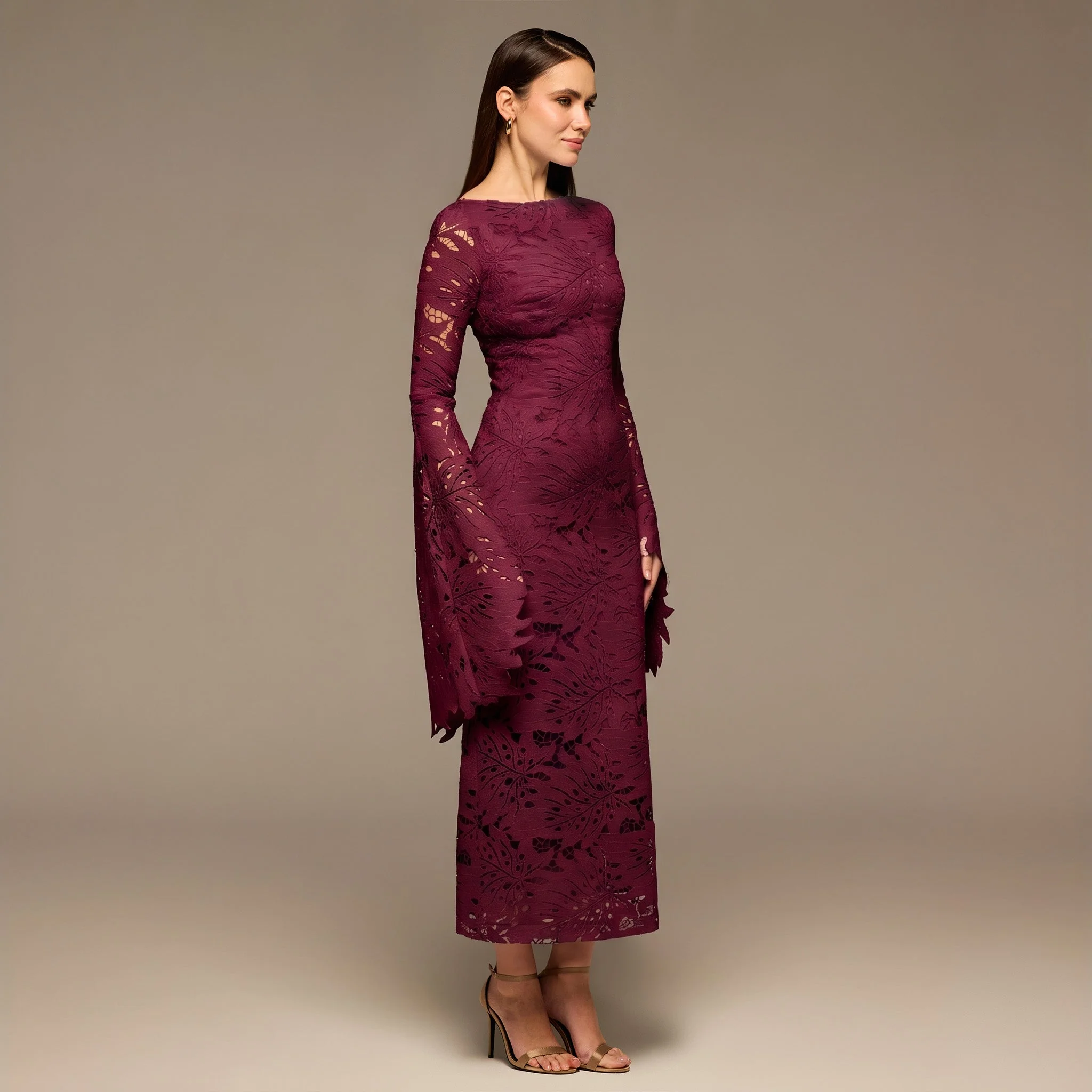 Burgundy Lace Long Sleeve Maxi Dress - Image 2