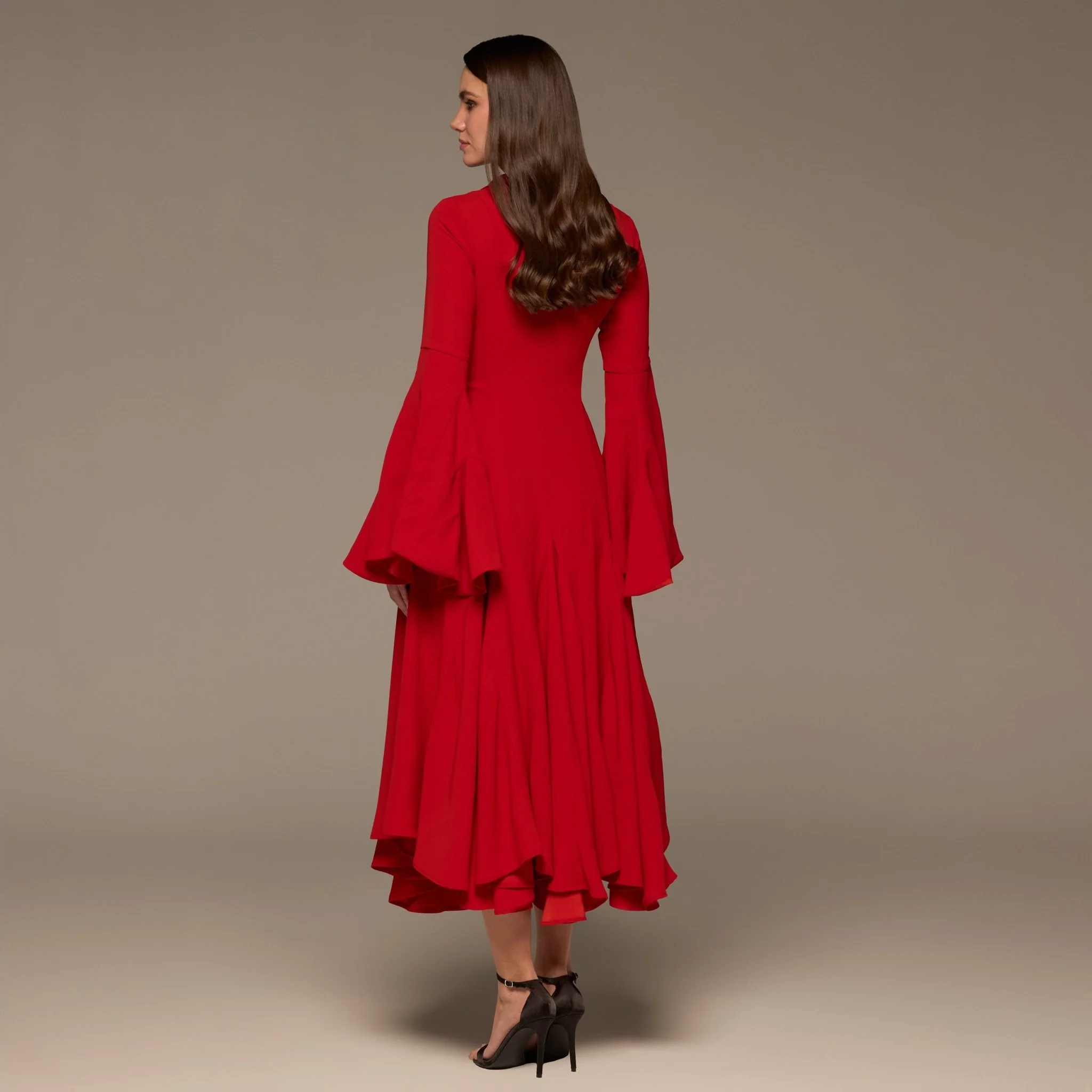 Red Lapel Neck Button-Front Crepe Dress - Image 4