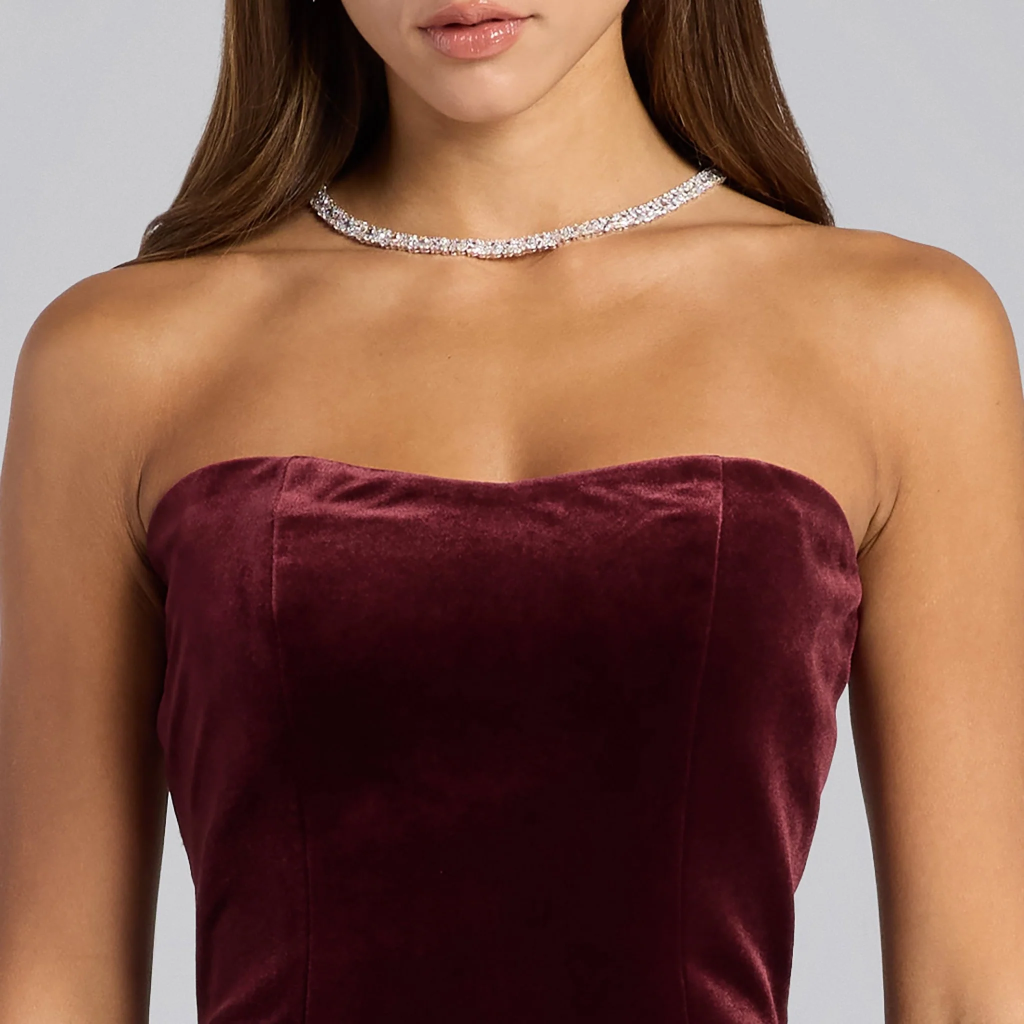 Burgundy Velvet Dress with Voluminous Chiffon Skirt - Image 4