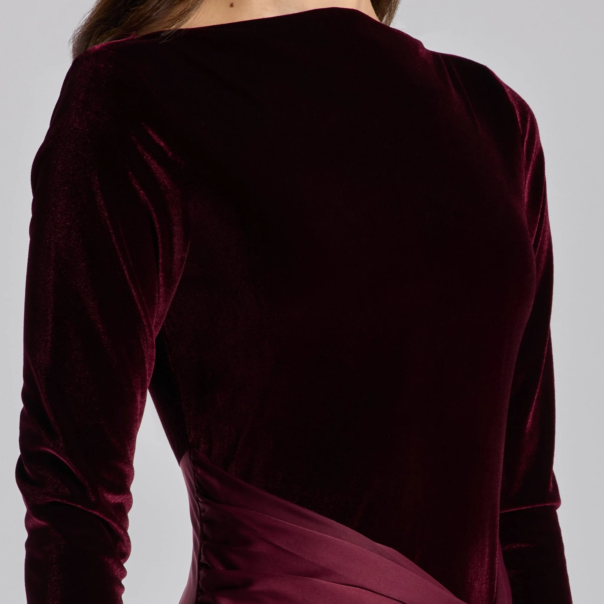 Burgundy Velvet & Satin Midi Dress with Twisted Waist - Image 4