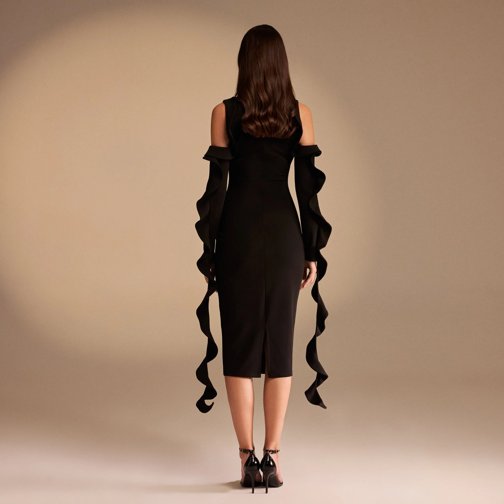 Cold Shoulder Midi Dress With Detailed Sleeves - Image 4