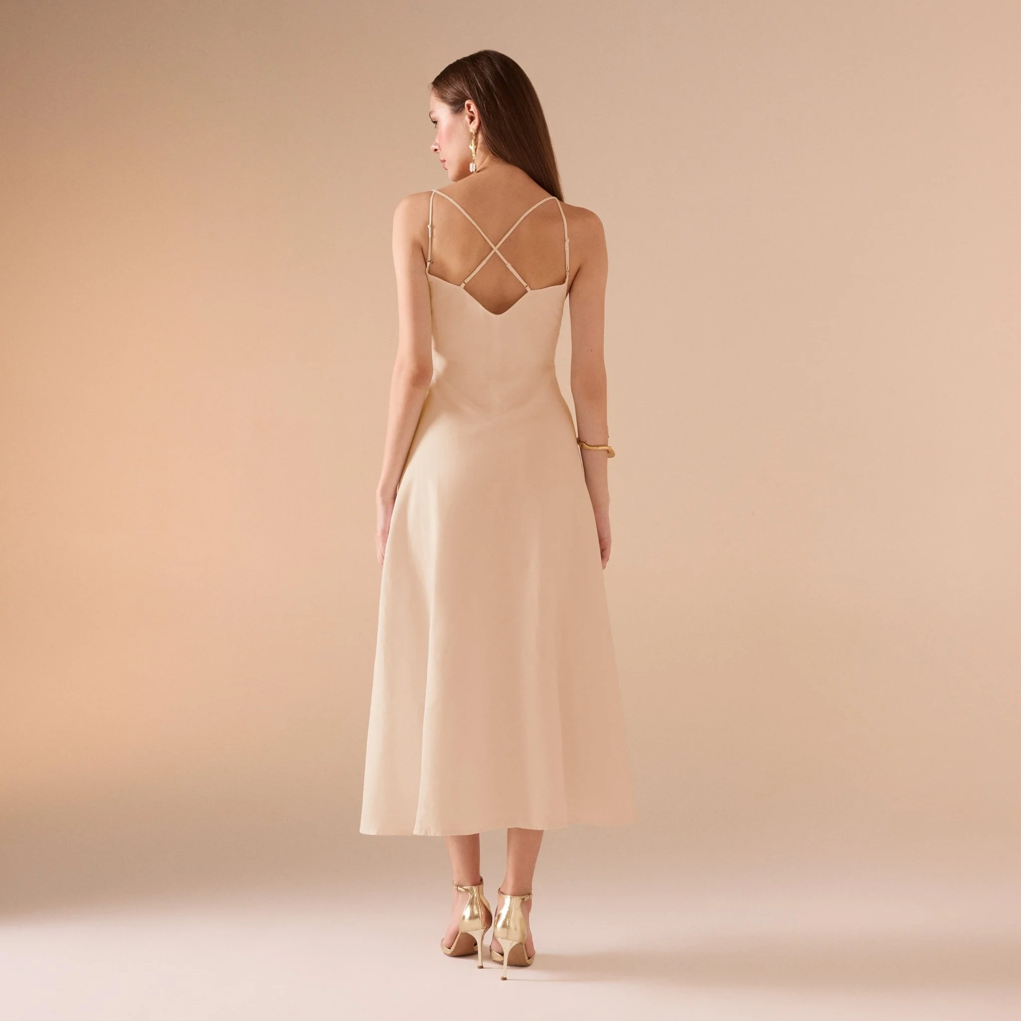Sleeveless V-neck Fitted Waist Cotton Blended Midi Dress - Image 8