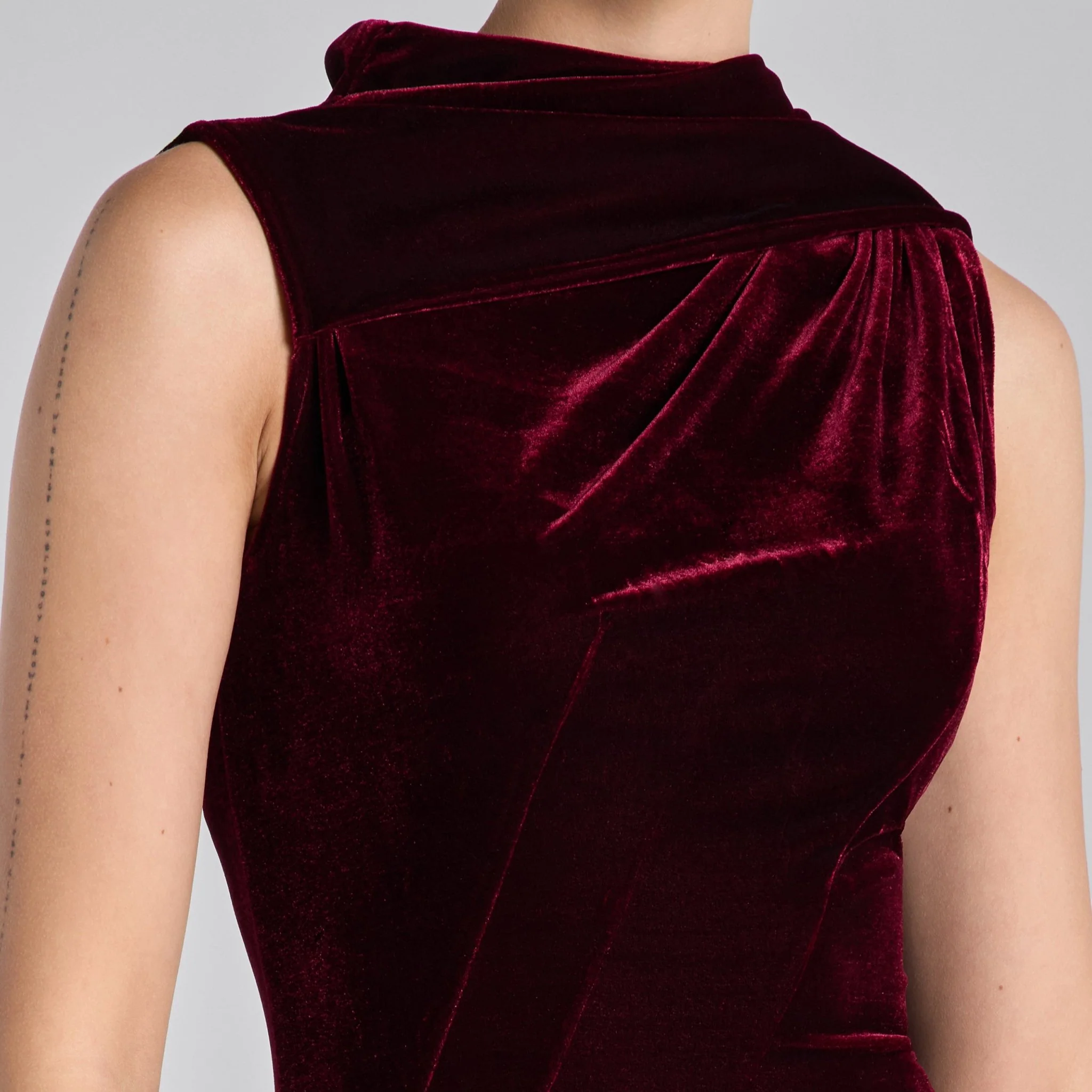 Burgundy Draped Velvet Midi Dress with Back Scarf - Image 3