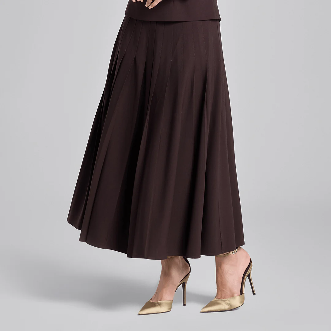 Dark Brown Pleated Crepe Maxi Skirt - Image 3