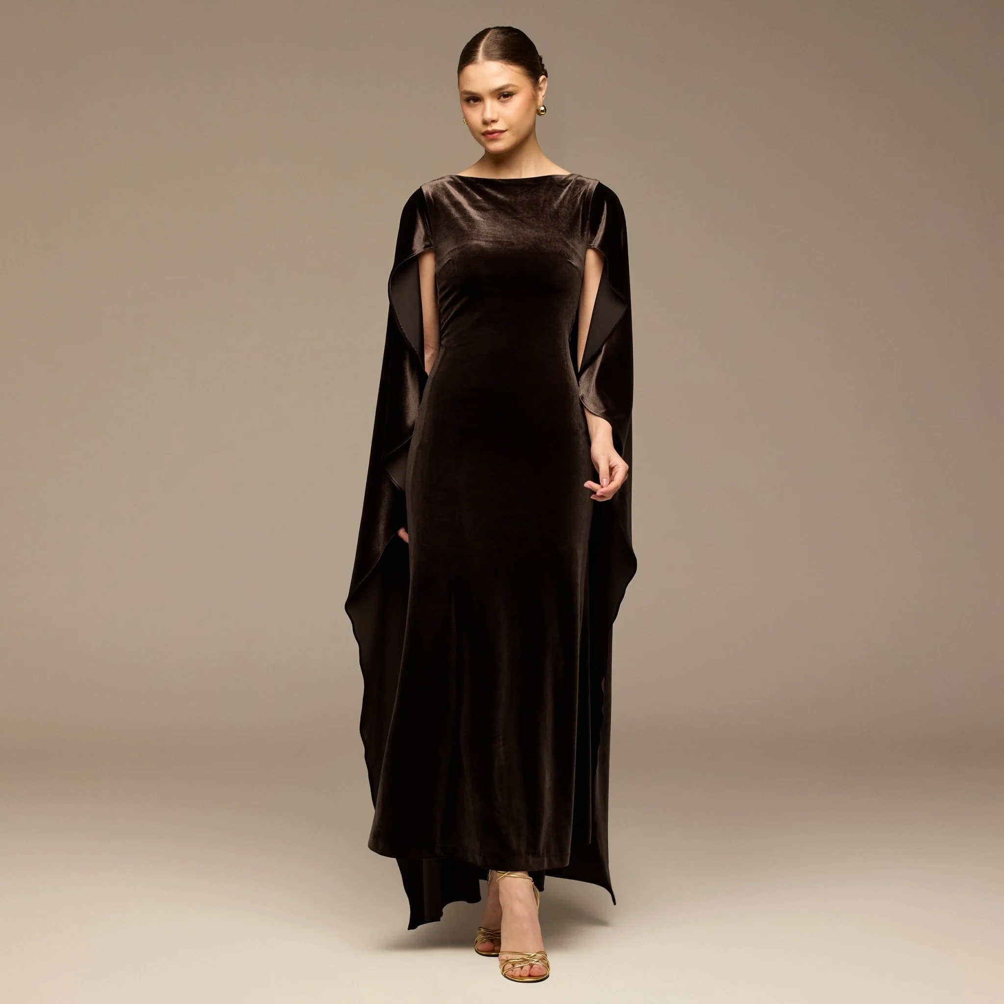 Dark Brown Boat Neck Velvet Kaftan