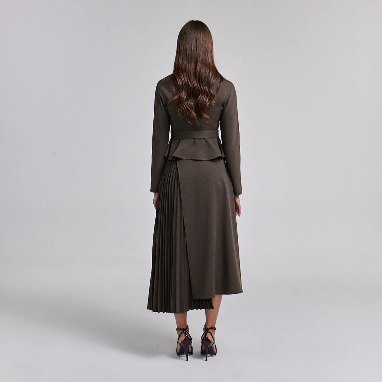 Fitted Flounce Wool Blazer - Image 3