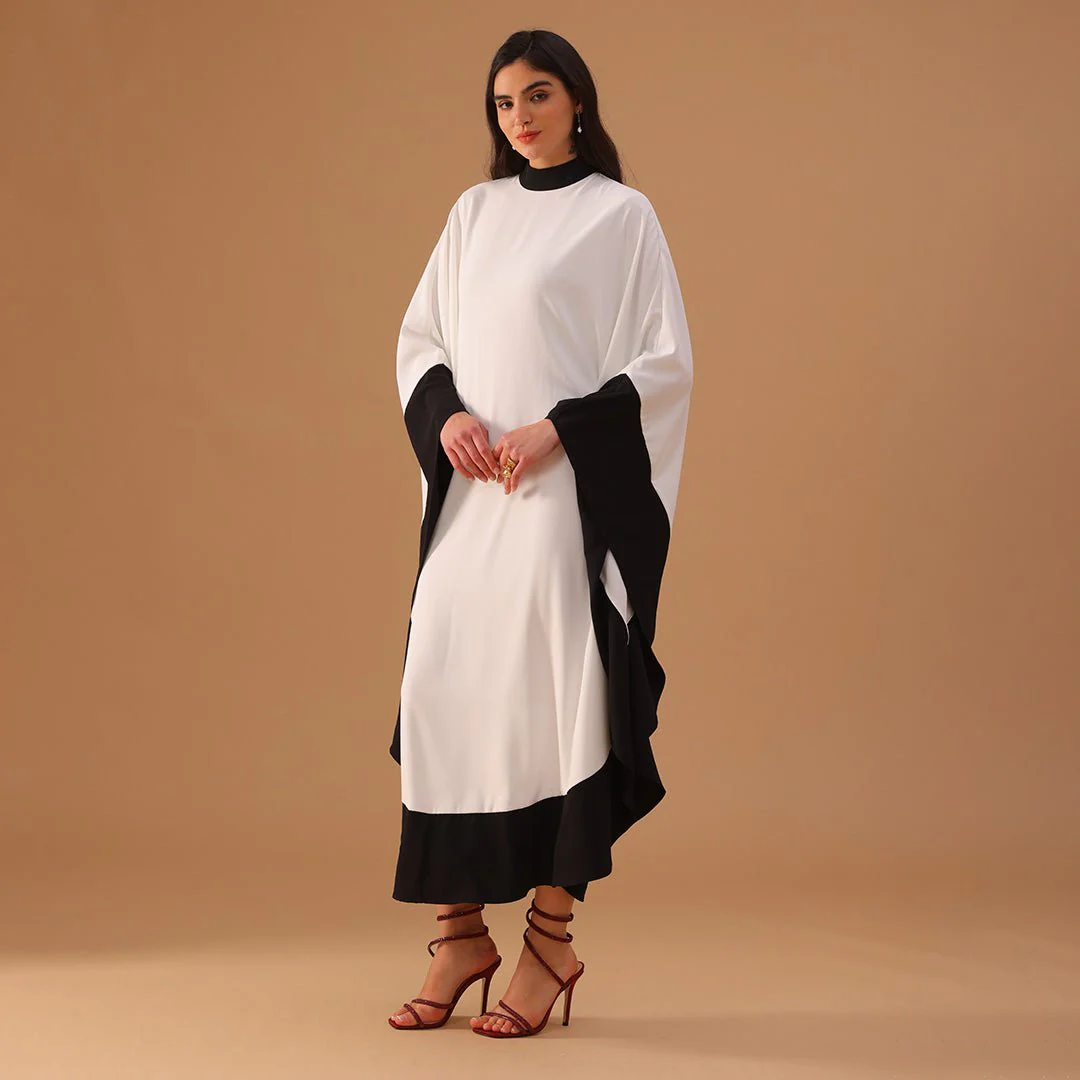 Black and White Flared Crepe Kaftan - Image 3