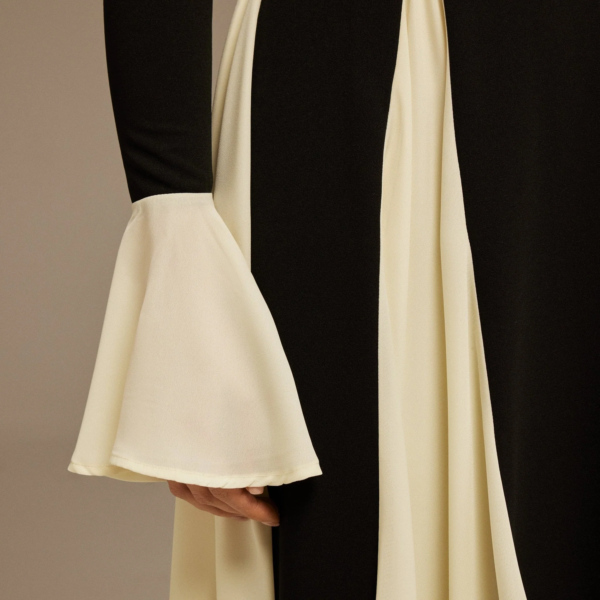 Long Sleeve A-Line Maxi Dress - Image 3