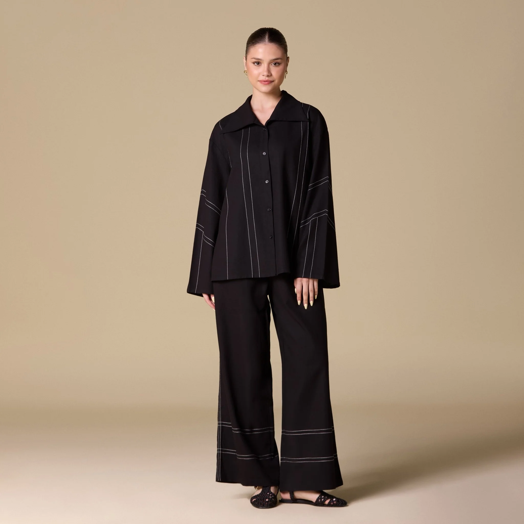 Black Loose White-Stitched Linen Shirt - Image 3