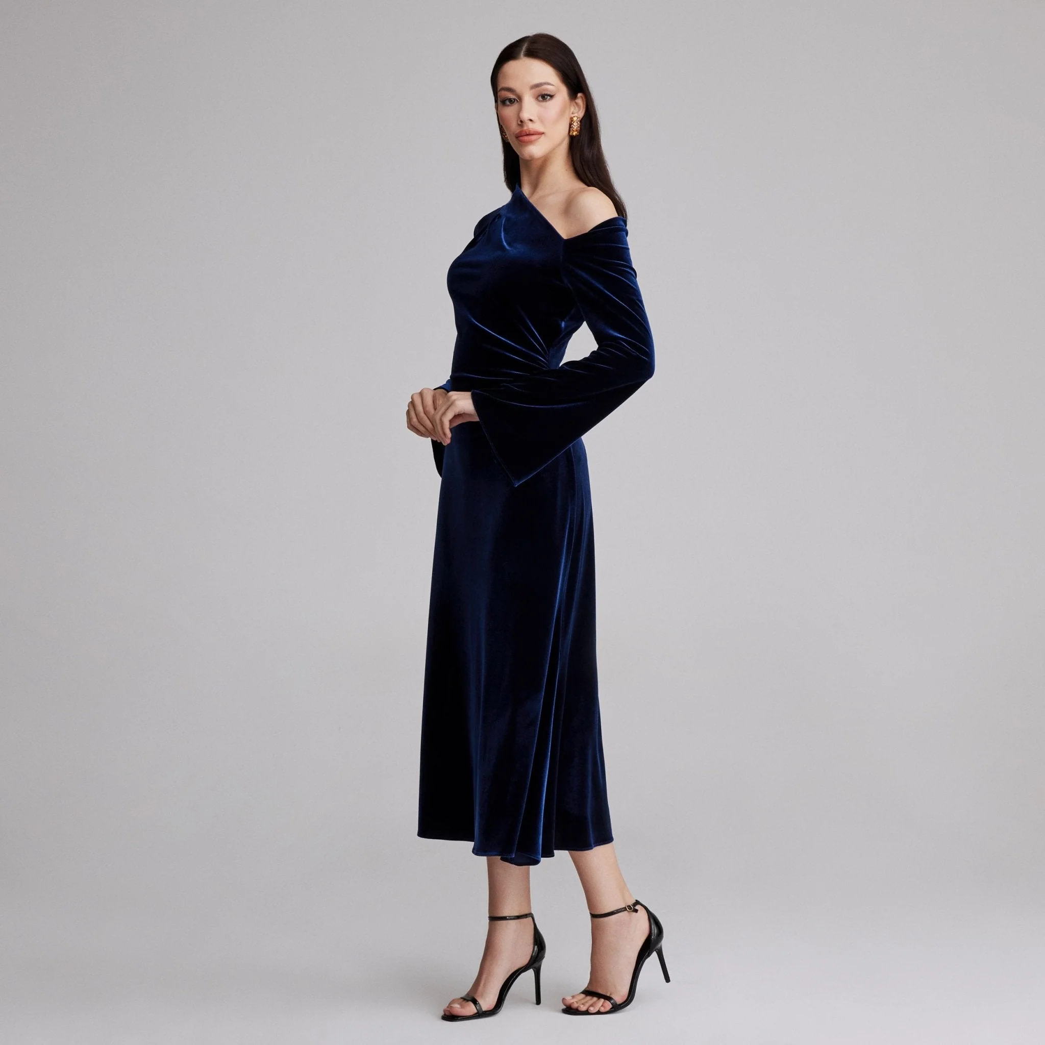 Navy Bare Shoulder Velvet Midi Dress - Image 3