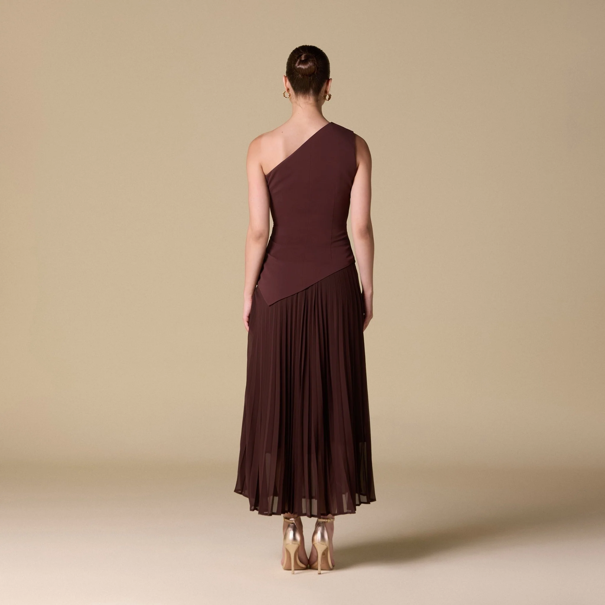One-shoulder Crepe Dress With Pleated Skirt - Image 8
