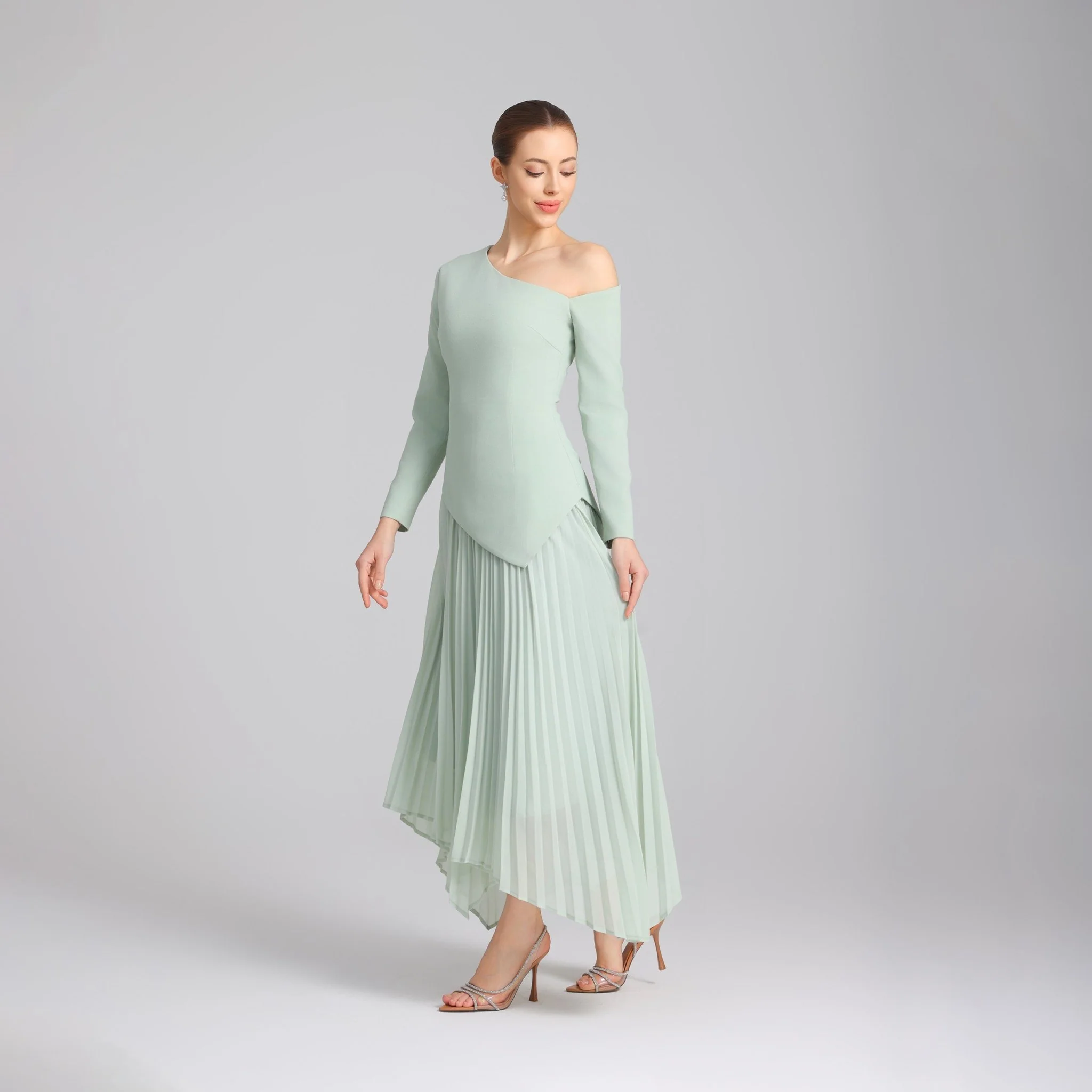 Green One-shoulder Crepe Dress With Pleated Skirt - Image 2
