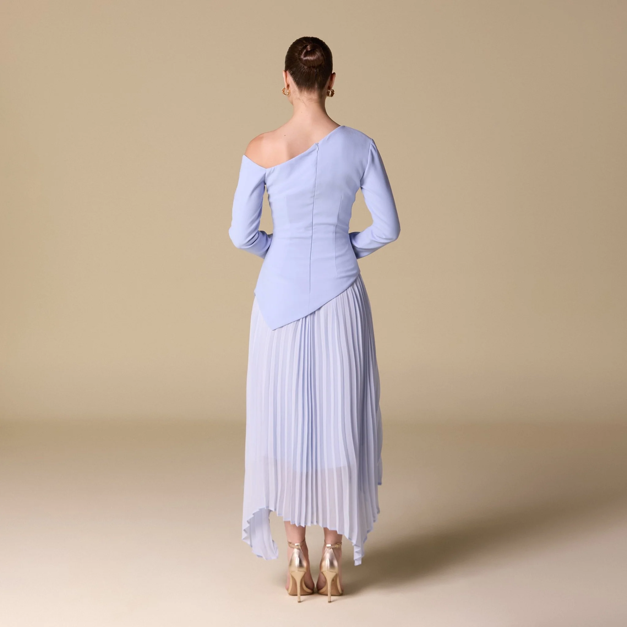 One-shoulder Crepe Dress With Pleated Skirt - Image 8