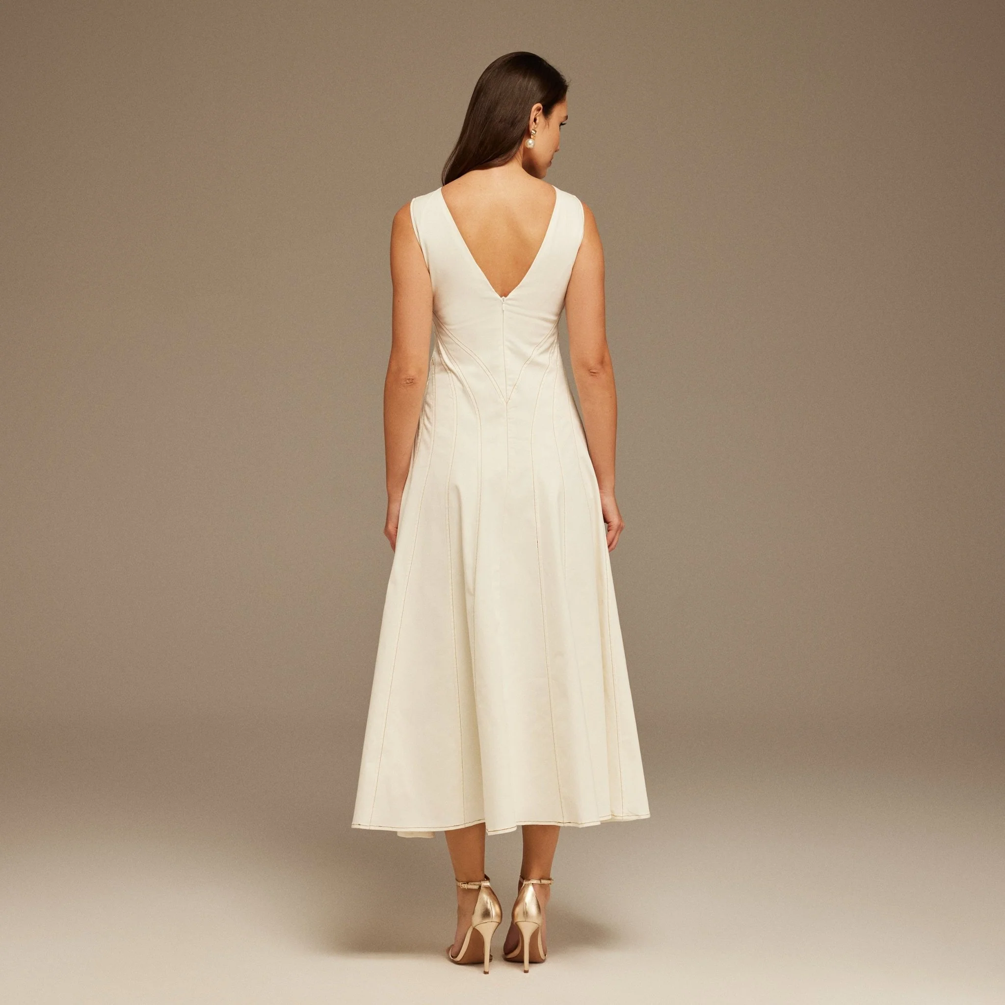 Sleeveless Aline Long Dress With V Open Back - Image 4