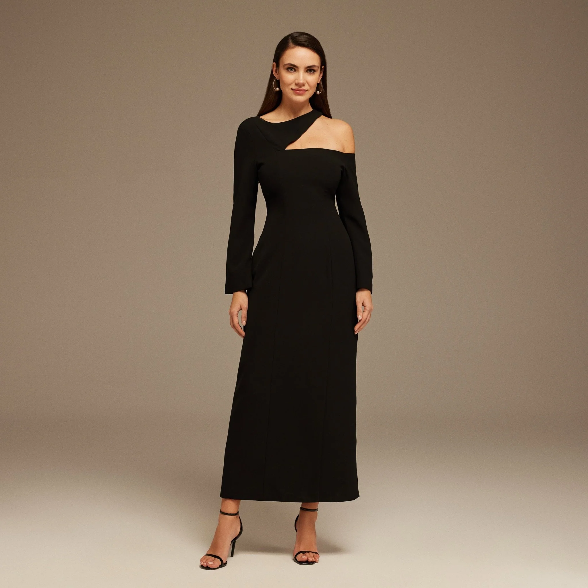 Black Open Shoulder Maxi Dress