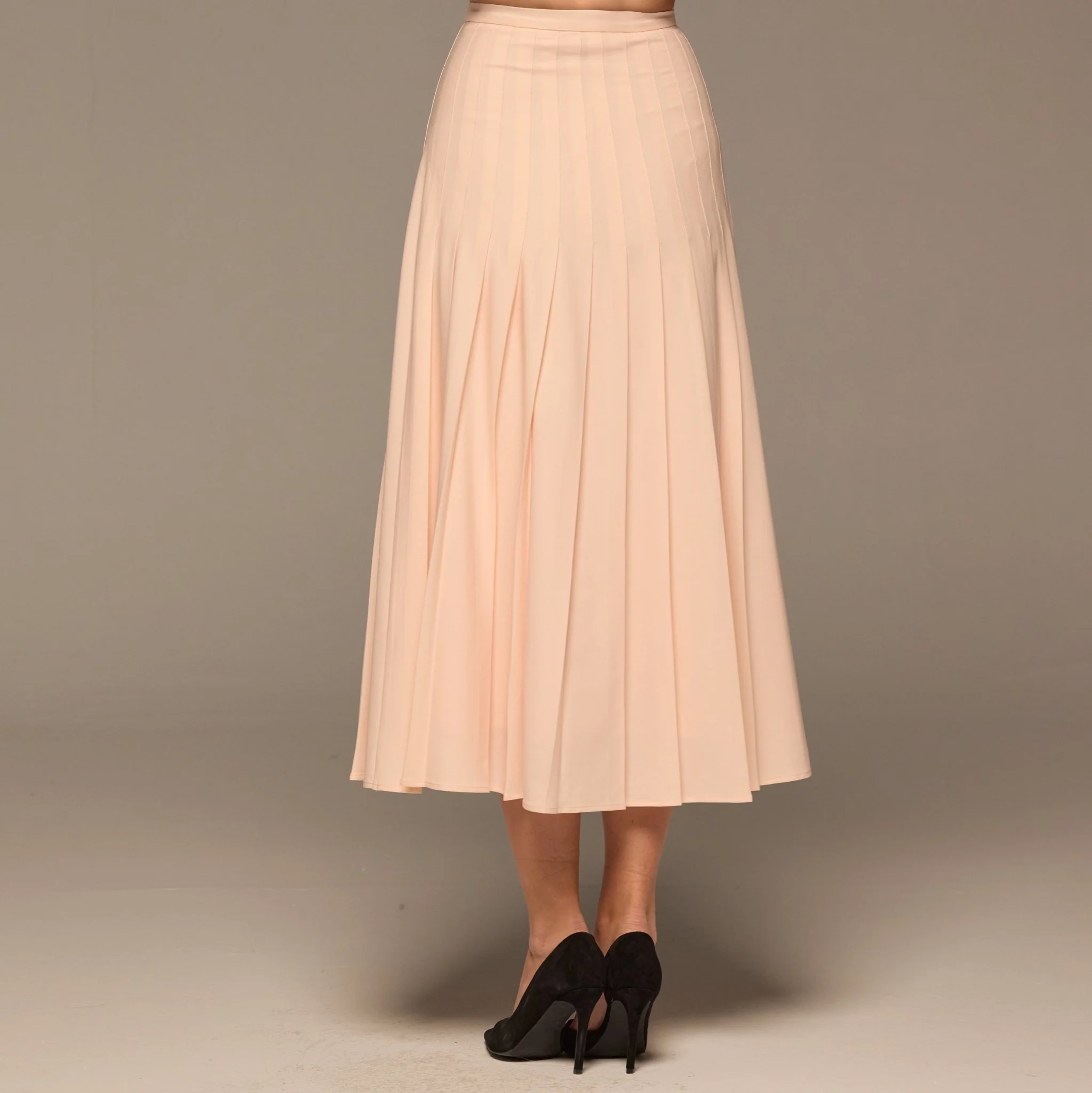 Pink Pleated Crepe Maxi Skirt - Image 4