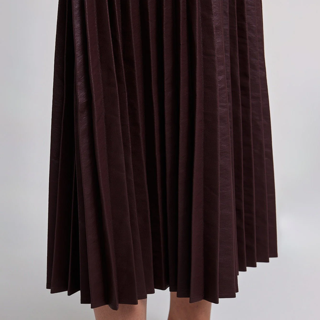 Pleated Leather Midi Skirt Dark Red - Image 4