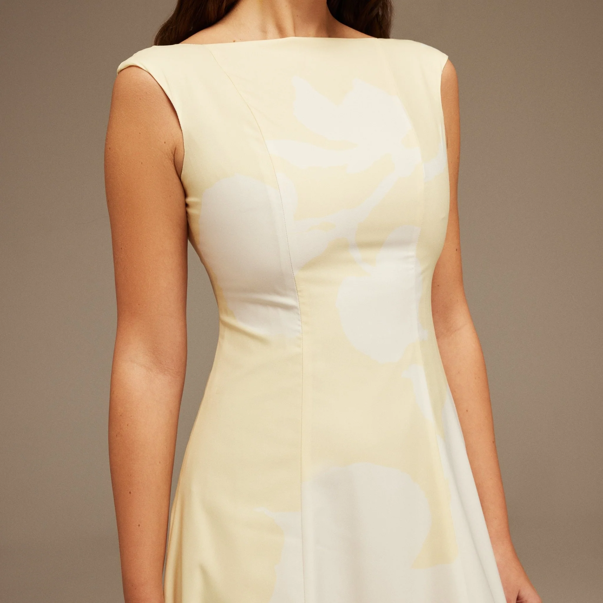 Yellow Printed Sleeveless Printed cotton Midi Dress - Image 3