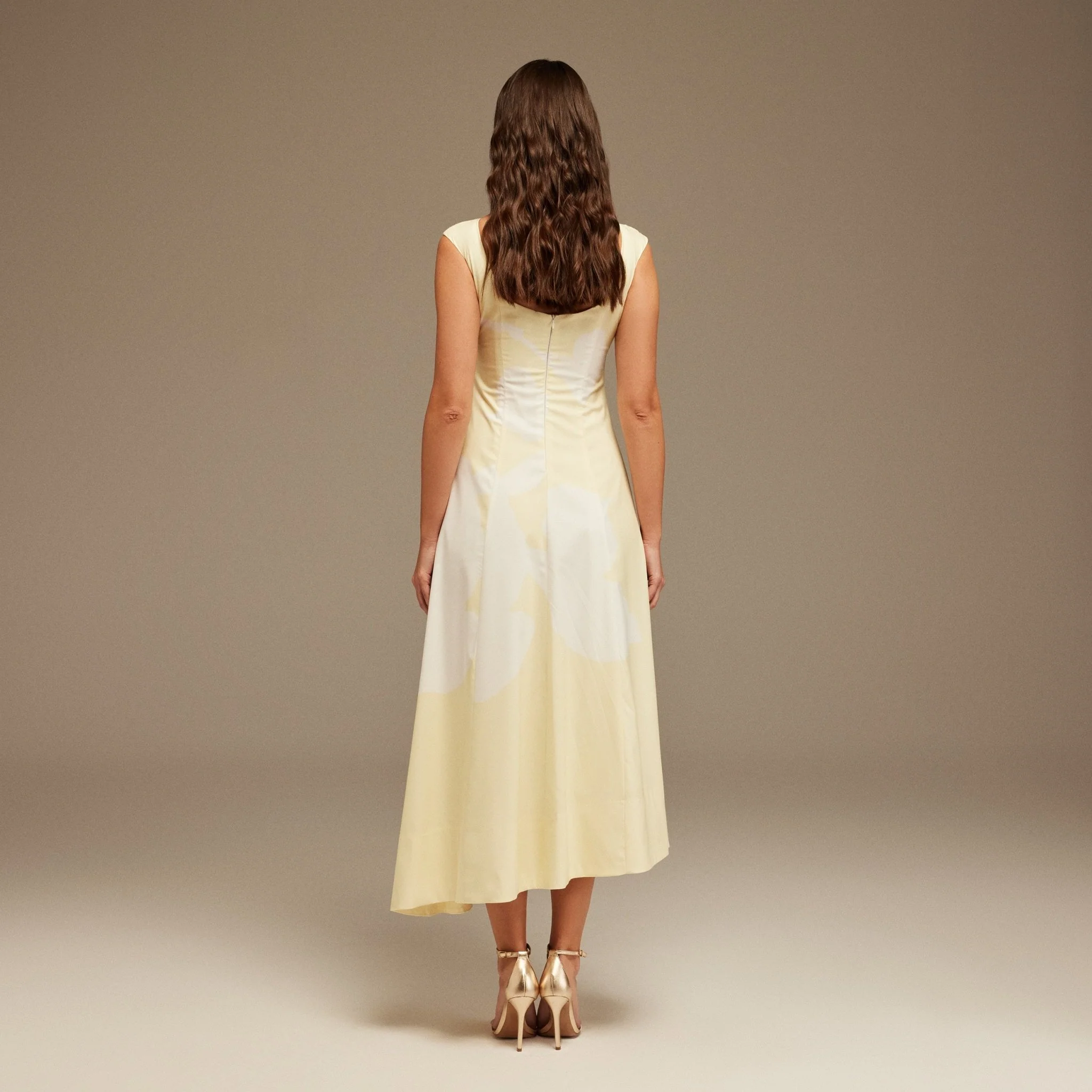 Yellow Printed Sleeveless Printed cotton Midi Dress - Image 4