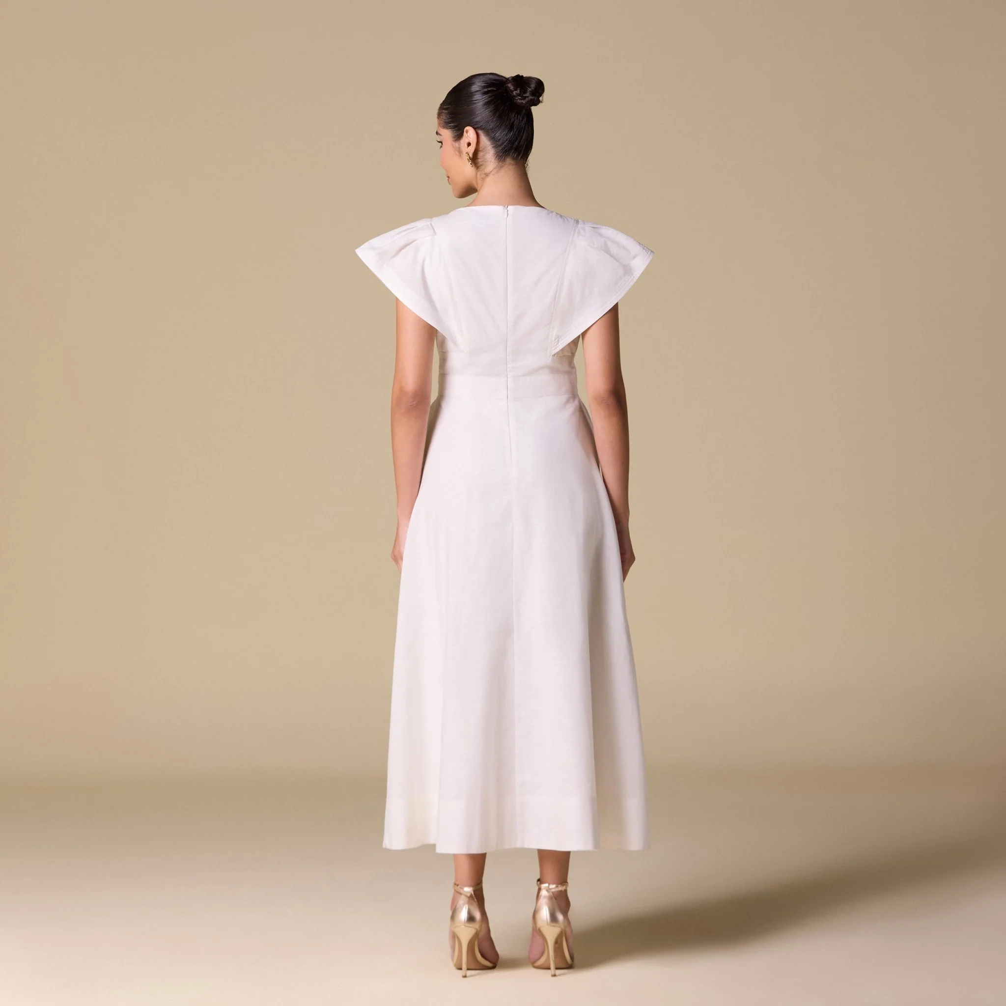 White Linen Blend Short Flared Sleeve Midi Dress - Image 4