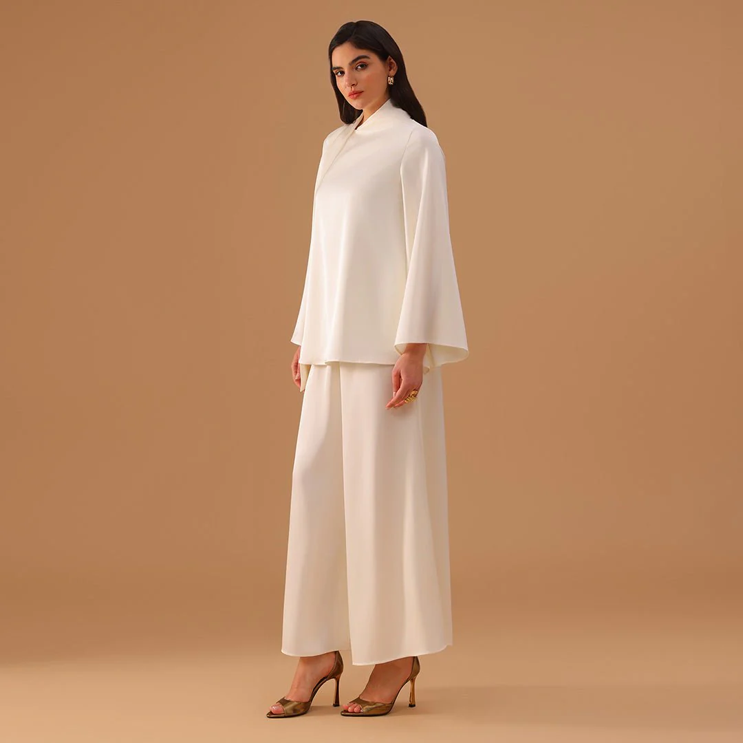 Wide-Leg High-Waist Pants in Ivory - Image 2