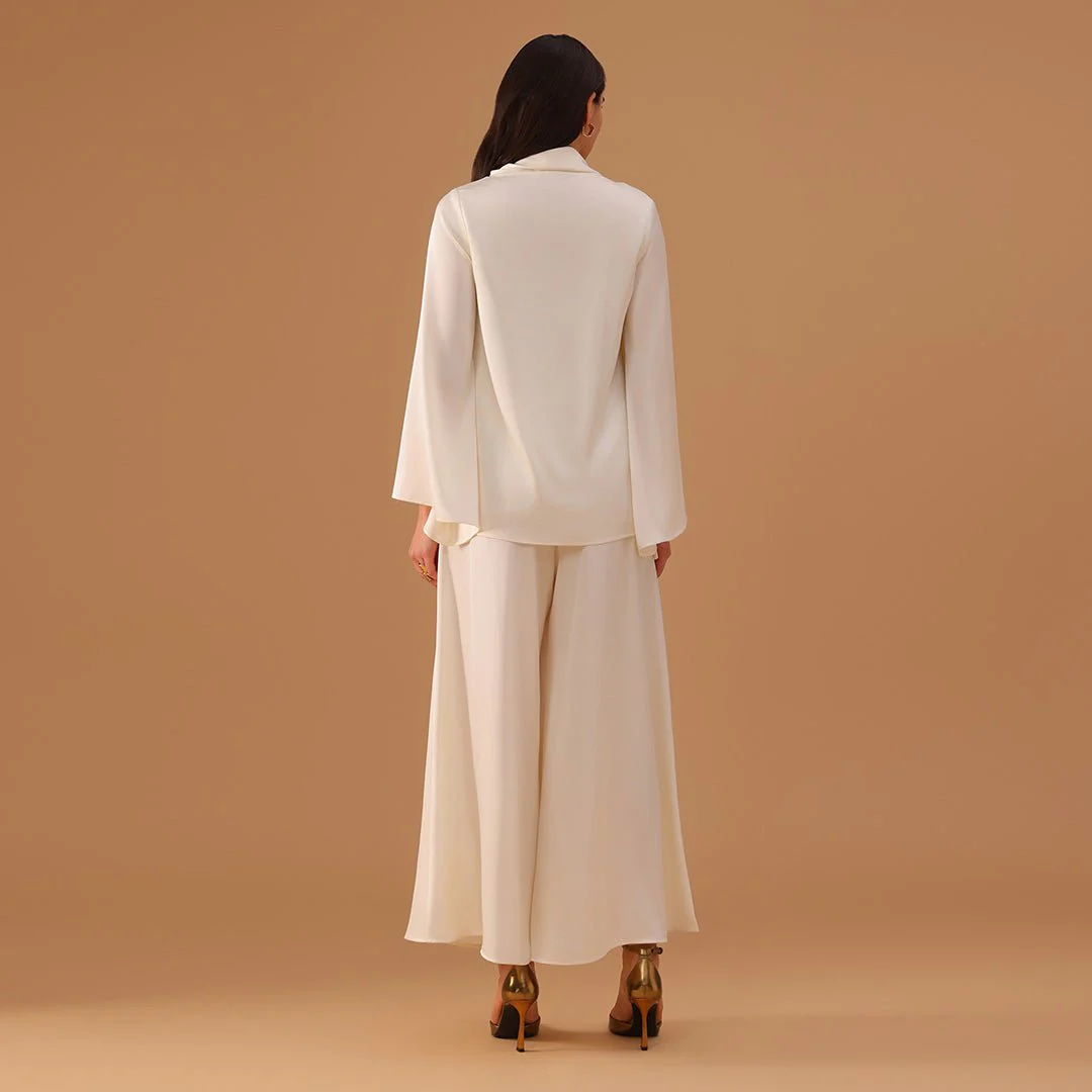 Wide-Leg High-Waist Pants in Ivory - Image 3